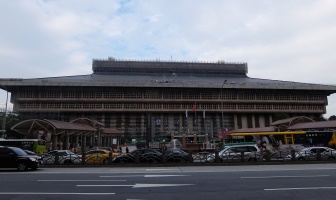 台北駅の外観