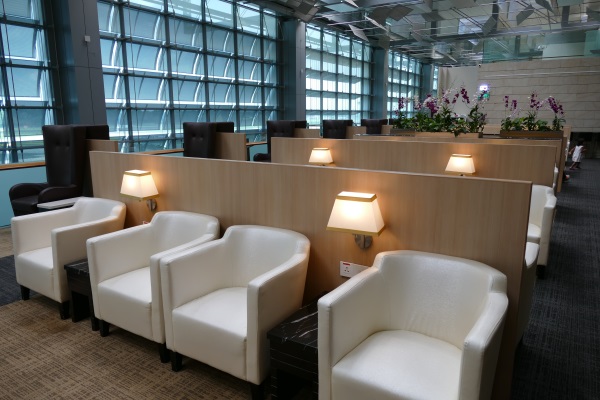 チャンギ3タミ「SATS PREMIER LOUNGE」の内部