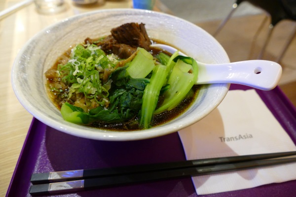 ゴロっとした牛肉が入った牛肉麺