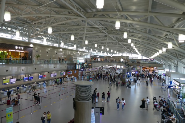 韓国釜山の金海国際空港 国際線ターミナル