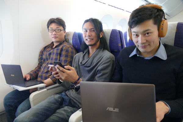 機内Wi-Fi＆電源完備のLCCスクートで台北に向かったガジェット系人気ブロガー3人