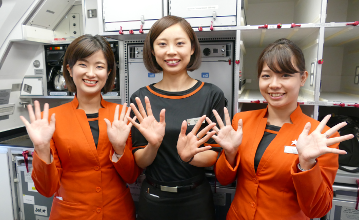 LCCジェットスター・ジャパンの上海発成田行きGK36便の初便の客室乗務員